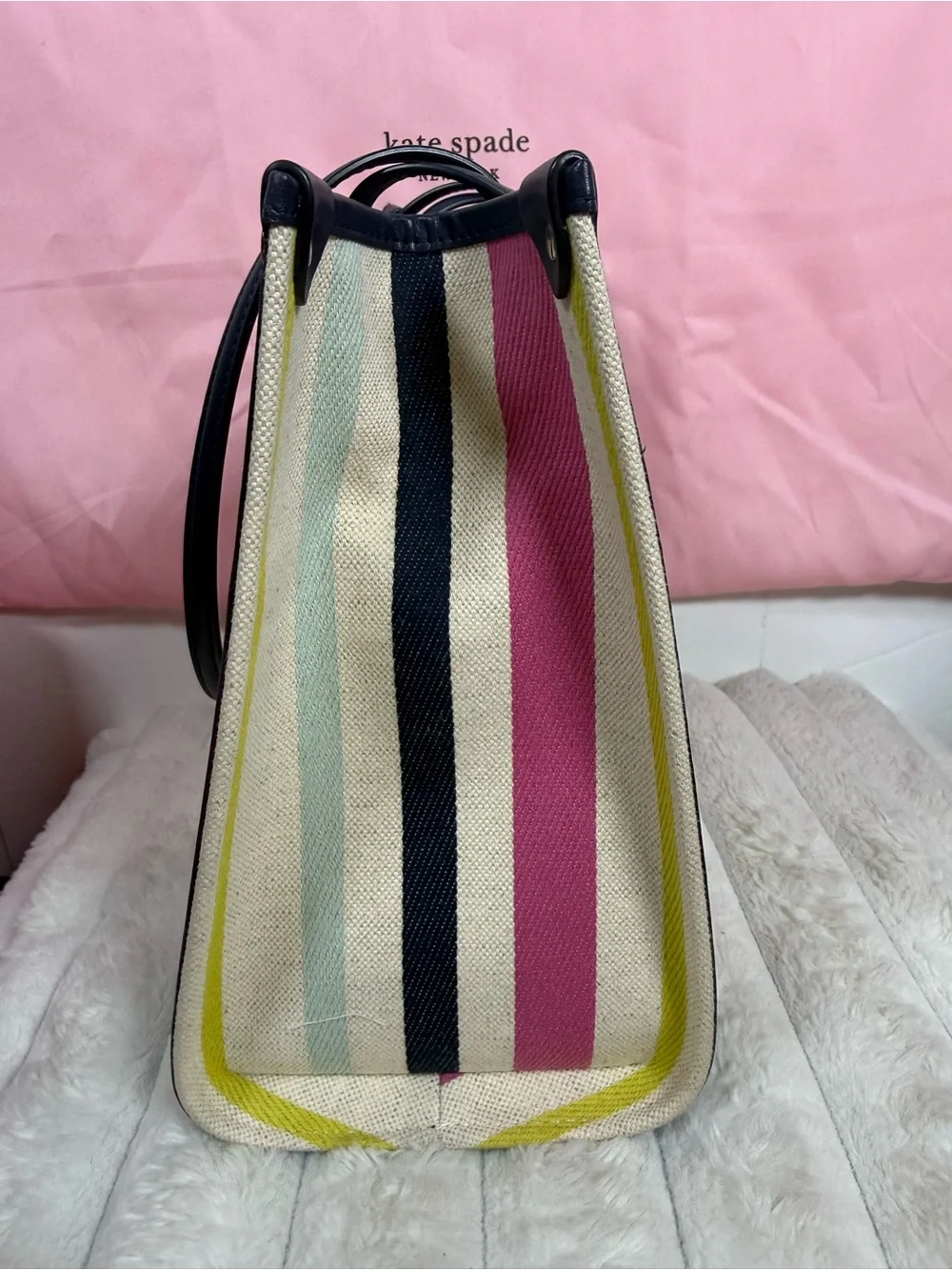 Kate Spade New York Market Breezy Stripe Medium Tote. So Gorgeous and Classic 🧡🤩